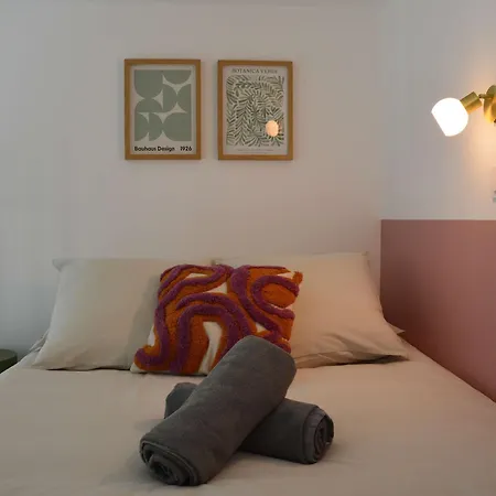 Design Loft-style Apartment *