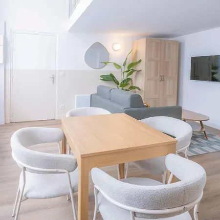 Design Loft-style Apartment