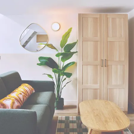 Design Loft-style Apartment